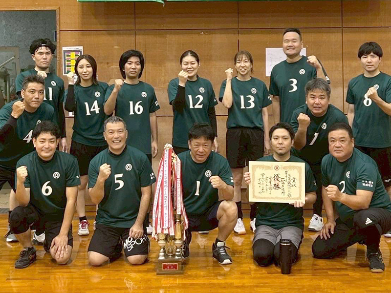 男子Aクラスの部優勝:石垣市役所 男子Aクラスの部優勝:石垣市役所