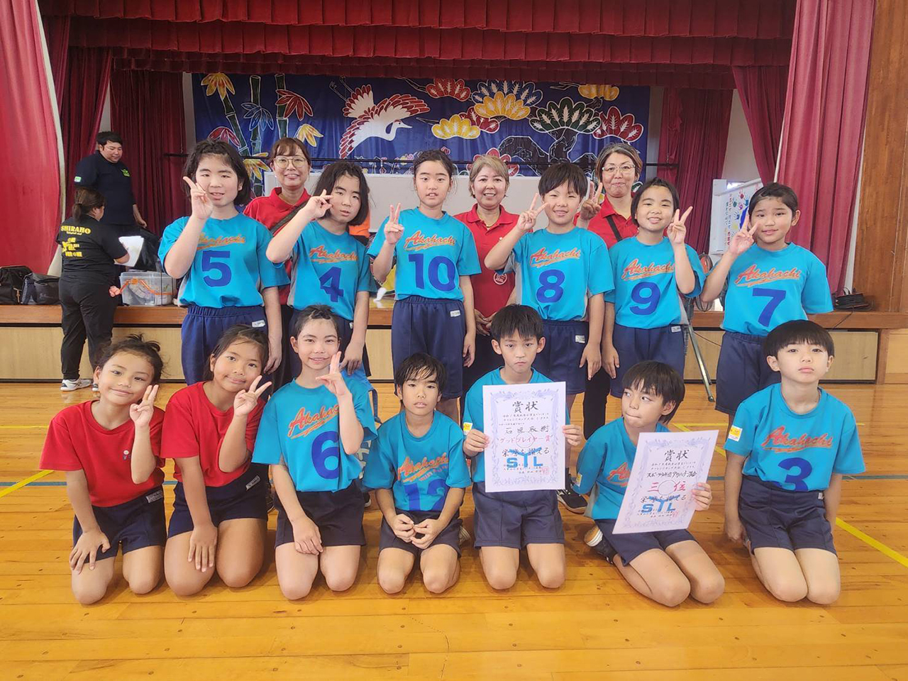 女子Cクラス混合の部準3位:スポーツ少年団アカハチ混合 女子Cクラス混合の部準3位:スポーツ少年団アカハチ混合